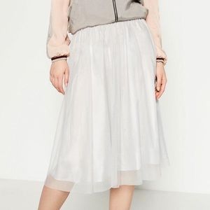 zara silver gray tulle midi skirt